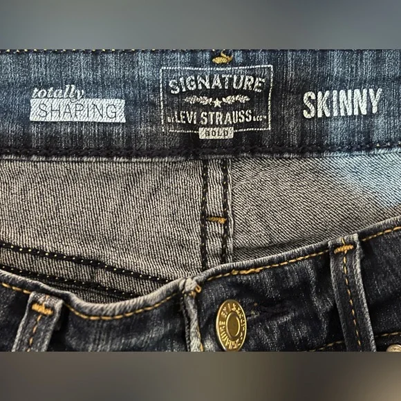 Signature Levi Strauss Bold Totally Shaping Skinny Jeans. Size 10L W30 L34 - Picture 5 of 13